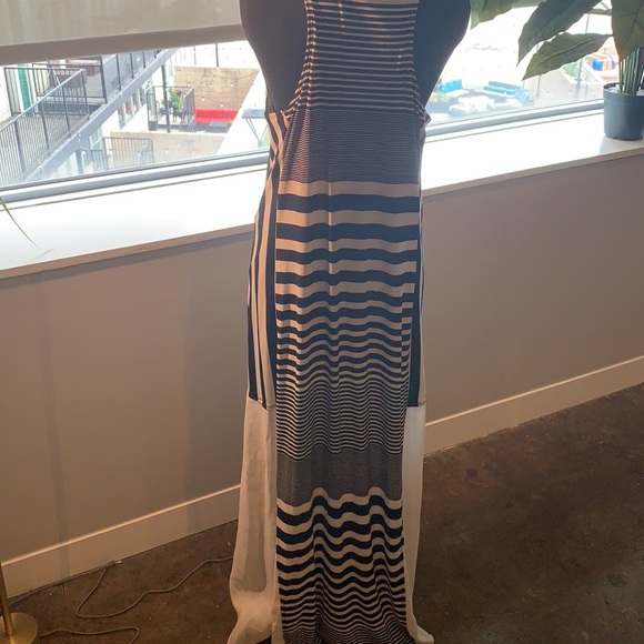 Gianni Bini black and white sundresss - Picture 4 of 4